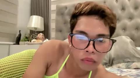 Amelia online show from February 16, 1:20 pm