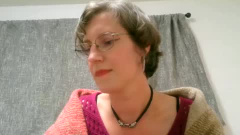 Ameliaishka online show from October 3, 4:10 am