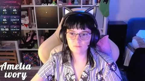 ameliaivory online show from April 30, 6:29 am