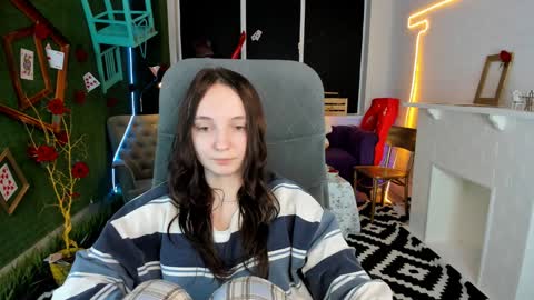 Snapshot of ameliamalina chatting on February 4, 8:56 am Amelia online show from February 4, 8:56 am