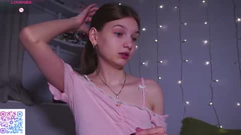 Amelia online show from July 13, 7:45 am