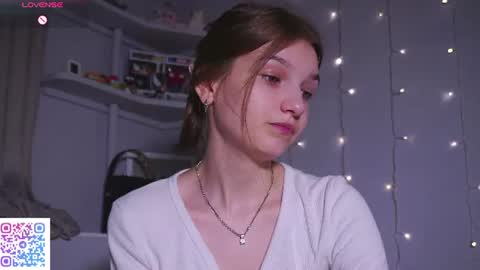 Amelia online show from July 12, 7:33 am