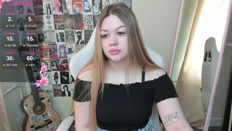 Amelie online show from May 13, 2:21 am