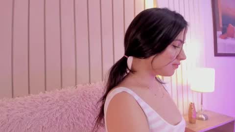 Amelia online show from September 19, 2:16 am