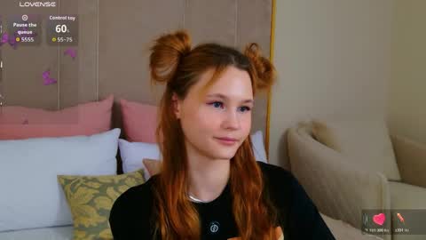 AmeliRoyse online show from April 15, 7:58 pm