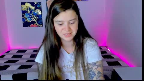 Snapshot of amellymillyy chatting on September 22, 10:58 pm amellymillyy online show from September 22, 10:58 pm