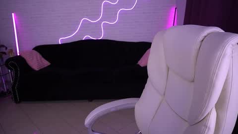 Alina online show from November 17, 2:30 pm