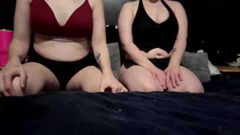 Snapshot of amery_sky chatting on October 15, 1:20 am Amery Sky online show from October 15, 1:20 am