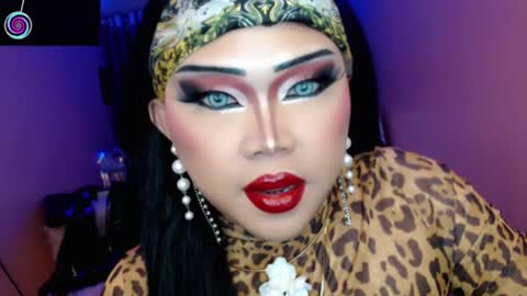 Queen Mireska online show from July 28, 1:54 pm