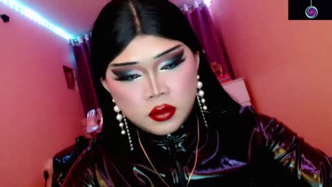 Queen Mireska online show from June 8, 5:03 pm