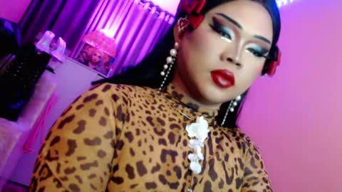 Queen Mireska online show from June 26, 5:18 pm