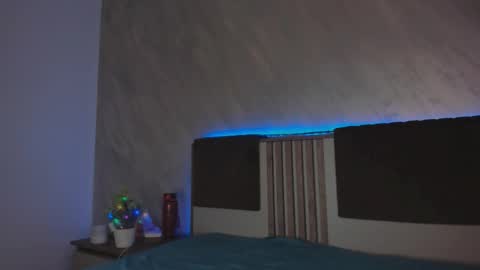 AmiraAnne online show from September 17, 3:32 am