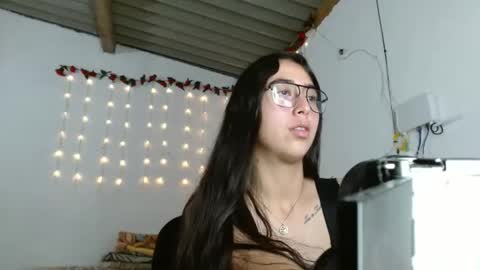 amitlu_ online show from February 6, 12:11 am