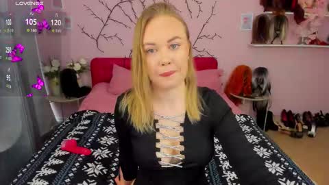 Anna online show from March 5, 8:01 am