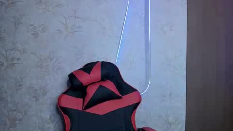 Ami online show from March 5, 5:44 pm