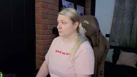 Ammy Soon online show from June 29, 1:13 am