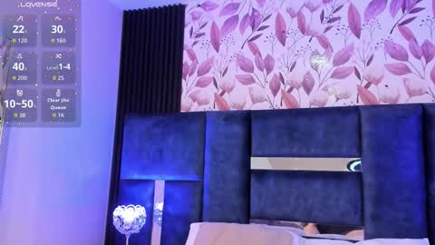 Ammy Jones online show from September 16, 7:50 pm