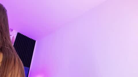 Ammy Jones online show from February 24, 6:15 pm