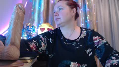 amorelara online show from May 30, 8:13 am