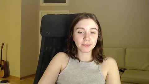 Snapshot of amoremeoww chatting on March 1, 10:21 pm miss unforgettable online show from March 1, 10:21 pm