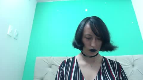amoremerchmar online show from July 2, 5:23 am