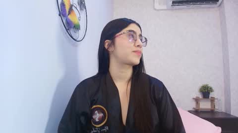 Snapshot of amy__wats0n chatting on October 22, 7:26 pm amy__wats0n online show from October 22, 7:26 pm