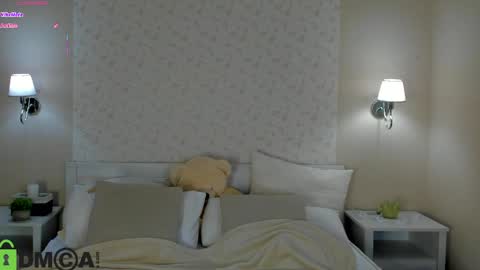 AmyGMT 2 Mon-Sun  0300am-0900am  online show from April 10, 9:25 am