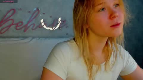 Amy online show from September 18, 12:03 am