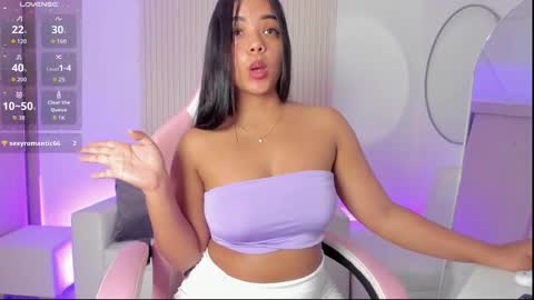 Emily online show from October 9, 4:34 pm