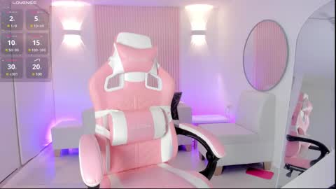 Emily online show from March 12, 4:13 pm