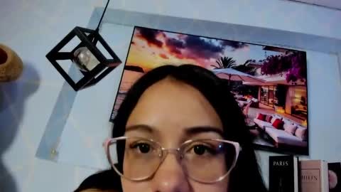 Emy Noa  online show from April 5, 1:35 am