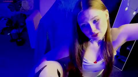 amycherryberry online show from January 13, 1:24 am