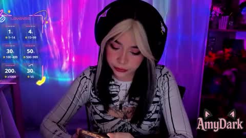 Amy online show from September 17, 11:52 pm