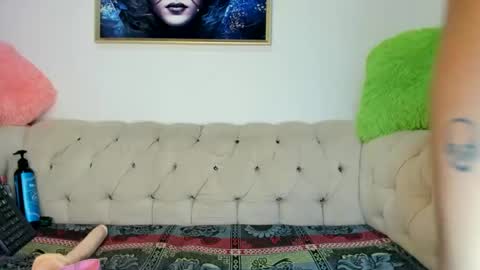 Amy Kamila online show from February 21, 7:01 am