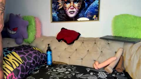 Amy Kamila online show from April 16, 2:33 am