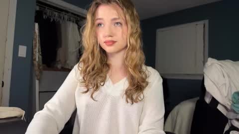 Amy online show from November 18, 7:00 am