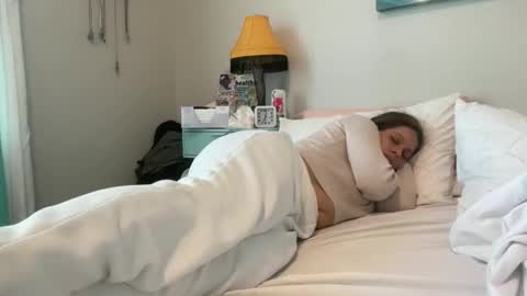 Amy Smilez online show from March 8, 11:58 am