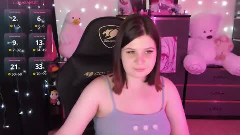 amyvibes online show from November 10, 9:17 pm