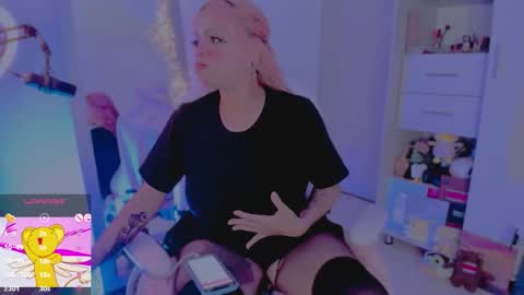 Collinns online show from March 16, 5:32 am