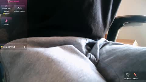 A online show from March 10, 3:09 pm