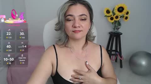  Ana  online show from October 7, 12:17 am