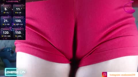 Snapshot of ana_loveee chatting on September 26, 3:36 am Ana lopez - Cameltoe girl  online show from September 26, 3:36 am