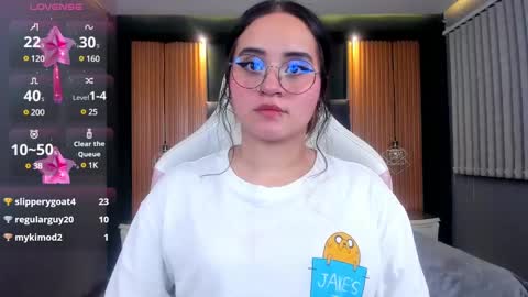 Ana online show from February 6, 10:43 pm