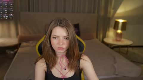 Sweet girls online show from October 19, 2:38 am