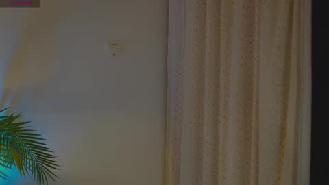 anabelcurvy online show from October 21, 6:55 pm