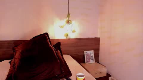 Anna online show from September 9, 7:14 pm