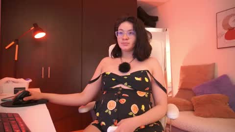 IG Soyanah  online show from February 24, 10:57 pm