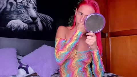 Anahi online show from October 4, 3:26 am