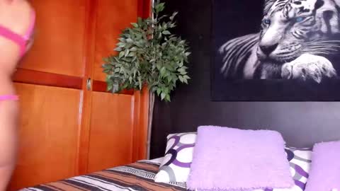 Anahi online show from September 26, 3:36 am