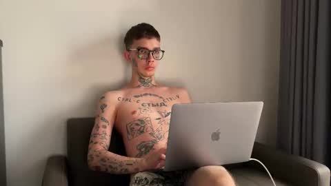 simon online show from March 12, 11:52 pm